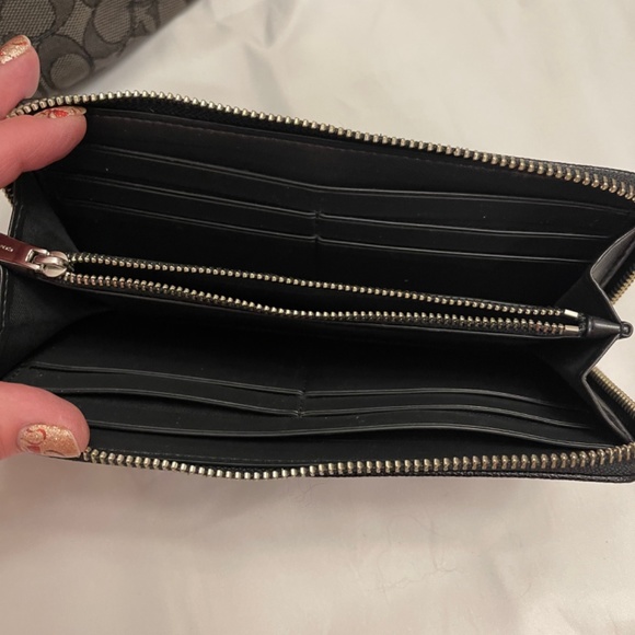 Coach canvas bag and wallet - Picture 7 of 7